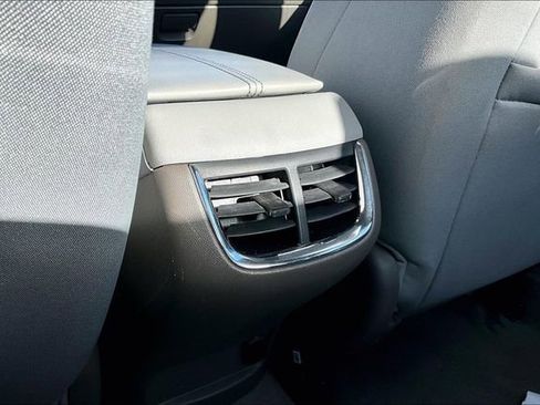 Used 2023 Chevrolet Malibu LT image 10