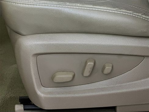 Used 2017 GMC Yukon SLT image 22