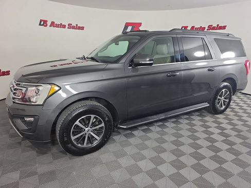 Used 2019 Ford Expedition Max XLT w/ Equipment Group 202A AWD/4WD image 2
