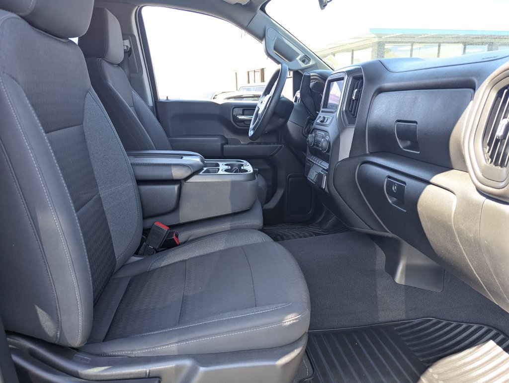 Used 2022 Chevrolet Silverado 1500 Custom AWD/4WD image 31