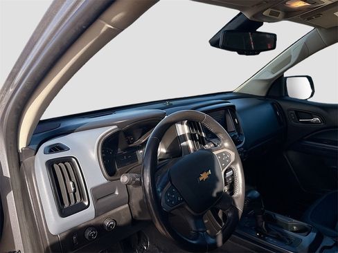 Used 2021 Chevrolet Colorado Z71 w/ Safety Package image 9