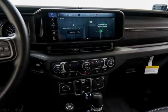 Used 2025 Jeep Gladiator Sport AWD/4WD image 67