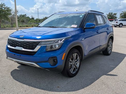 Used 2021 Kia Seltos S AWD/4WD image 9