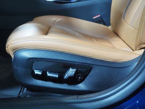 Used 2019 BMW 540i image 65