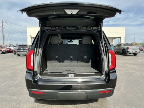 Used 2021 GMC Yukon AT4 w/ Rear Media and Nav Package image 18