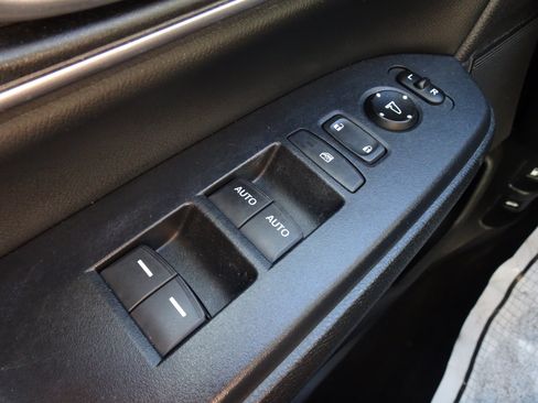 Used 2017 Honda CR-V EX-L image 26