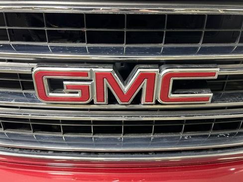 Used 2019 GMC Yukon SLT w/ Premium Edition image 10