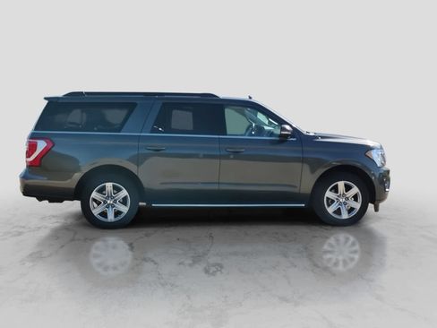 Used 2020 Ford Expedition Max XLT w/ Equipment Group 202A AWD/4WD image 9