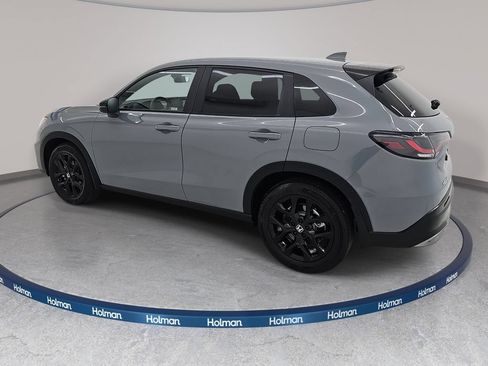 Used 2024 Honda HR-V Sport image 10