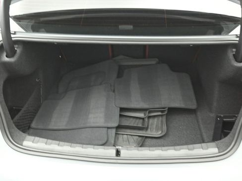 Used 2023 BMW 330i xDrive Sedan w/ M Sport Package image 24