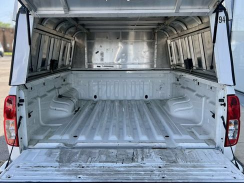 Used 2020 Nissan Frontier S RWD image 7
