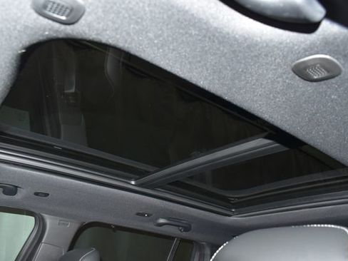 New 2025 Jeep Grand Cherokee L Limited w/ Luxury Tech Group II image 13