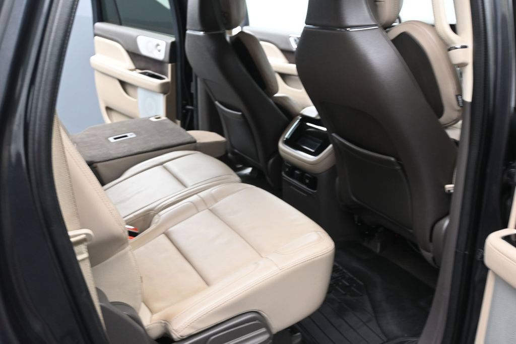 Used 2022 Lincoln Navigator L Reserve AWD/4WD image 17