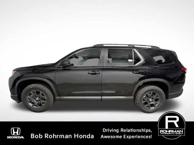 New 2026 Honda Pilot TrailSport image 2