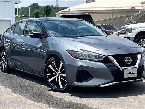 Used 2023 Nissan Maxima SL FWD image 37