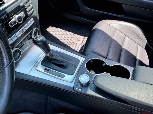 Used 2013 Mercedes-Benz C 250 Coupe image 19