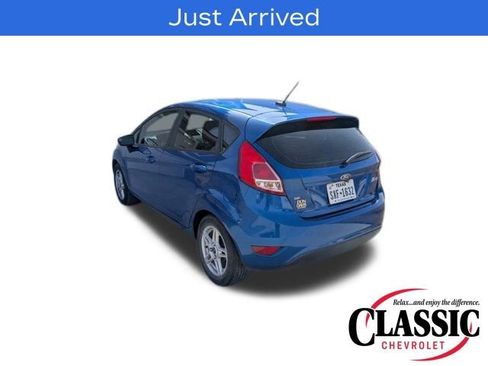 Used 2019 Ford Fiesta SE image 5