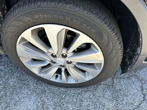 Used 2020 Buick Encore Preferred w/ Safety Package FWD image 20