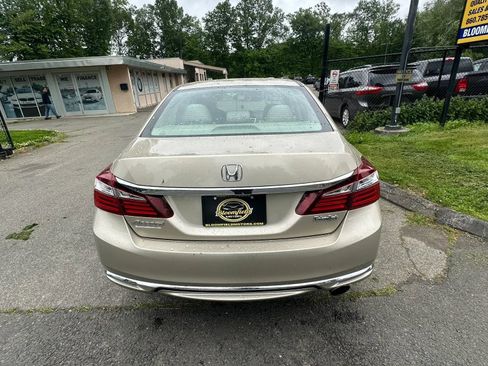 Used 2016 Honda Accord LX image 6