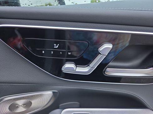 Certified 2026 Mercedes-Benz GLC 300 GLC 300 image 17