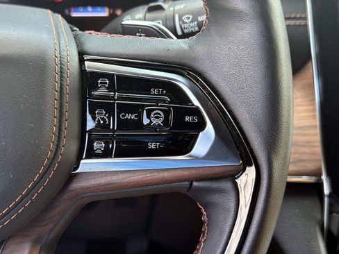 Used 2023 Jeep Grand Cherokee Summit image 18