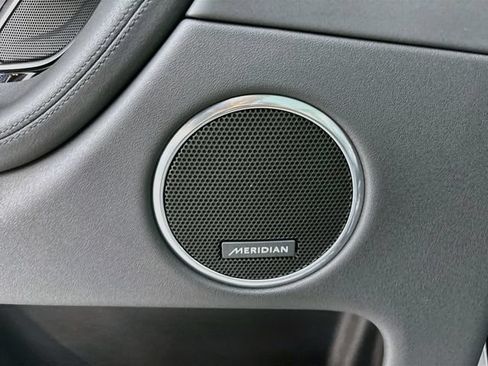 Used 2025 Land Rover Discovery Sport S AWD/4WD image 21