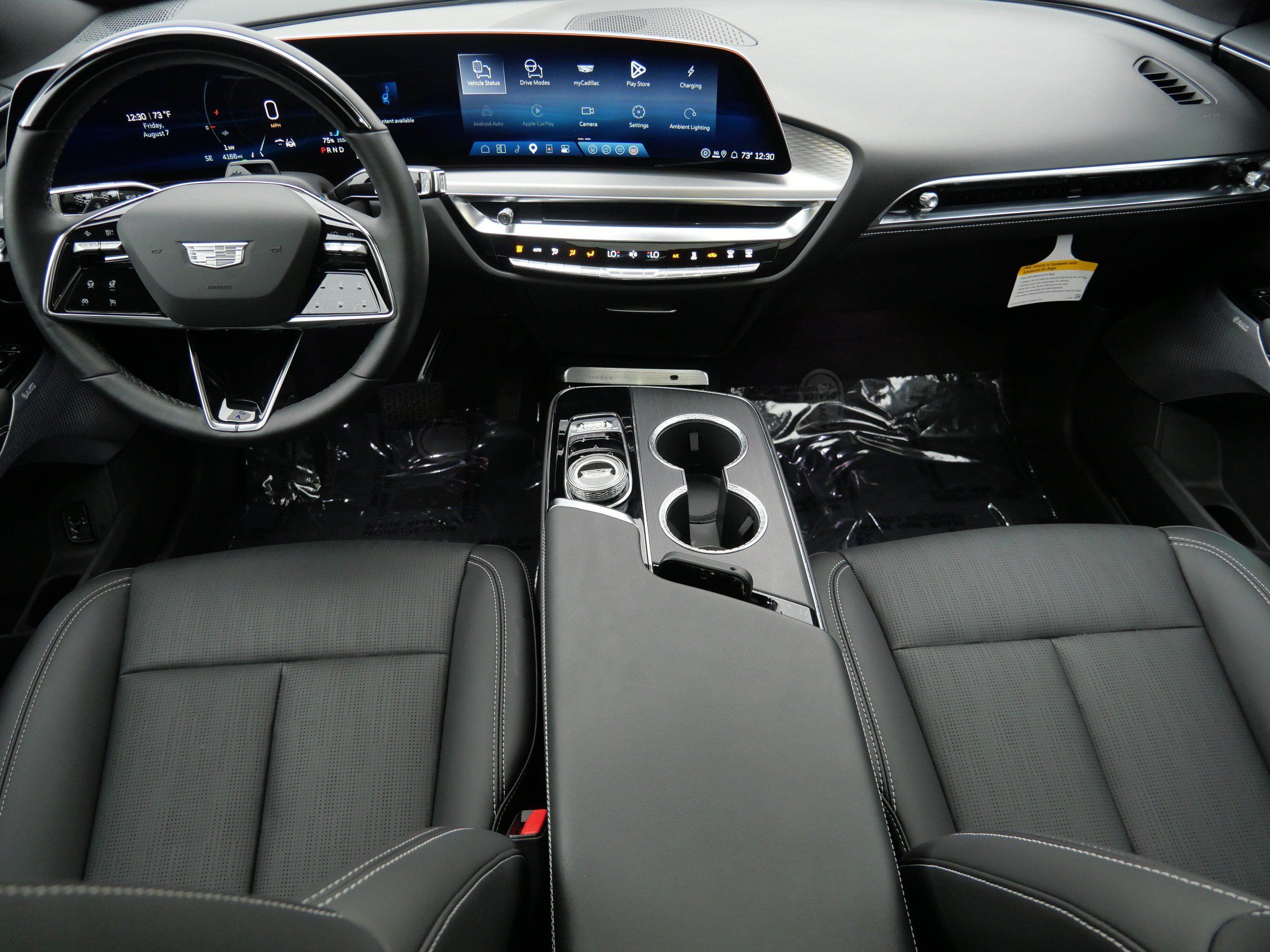 Used 2026 Cadillac Lyriq Premium Sport w/ LPO, Floor Liner Package AWD/4WD image 10
