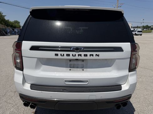 Used 2022 Chevrolet Suburban Z71 w/ Z71 Off-Road Package AWD/4WD image 6