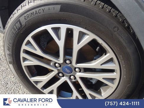 Used 2022 Ford Escape SEL w/ Technology Package AWD/4WD image 17