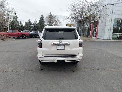 Used 2016 Toyota 4Runner Limited image 4