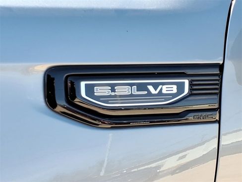 New 2026 GMC Sierra 1500 Elevation image 10