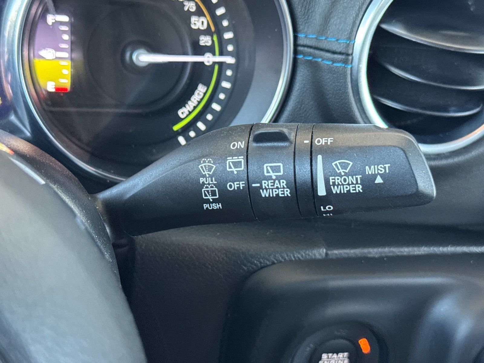Used 2022 Jeep Wrangler Unlimited Rubicon 4xe w/ Cold Weather Group AWD/4WD image 31