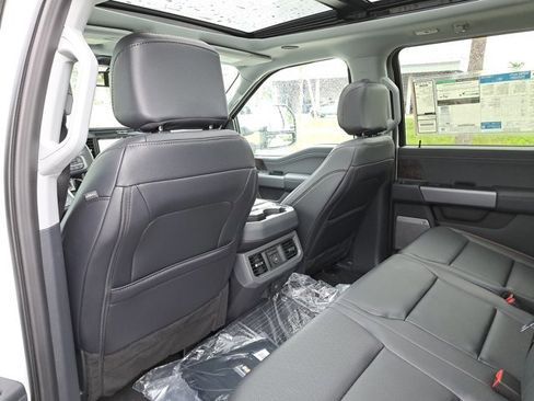 New 2025 Ford F350 Lariat w/ Lariat Ultimate Package image 12