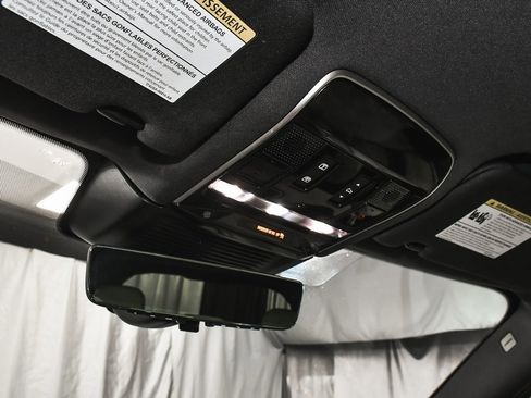 Used 2023 Land Rover Range Rover SE image 47