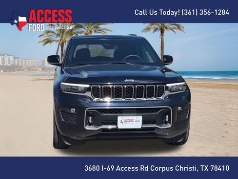 Used 2023 Jeep Grand Cherokee Overland AWD/4WD image 3