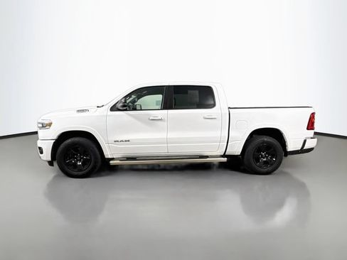 Used 2025 RAM 1500 Big Horn AWD/4WD image 4