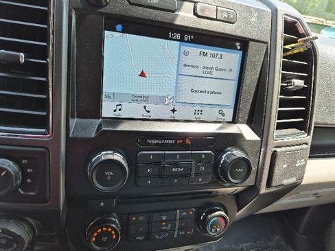 Used 2018 Ford F150 XLT w/ Equipment Group 302A Luxury AWD/4WD image 24