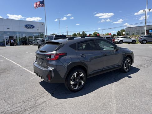 Used 2024 Subaru Crosstrek 2.5i Limited w/ Crosstrek Mirror Package AWD/4WD image 3