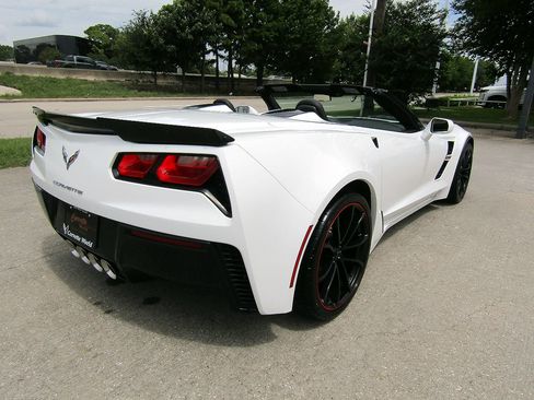 Used 2019 Chevrolet Corvette Grand Sport RWD image 5