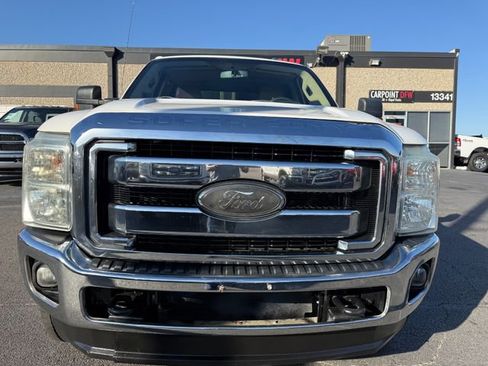 Used 2013 Ford F250 Lariat w/ Lariat Ultimate Pkg image 4