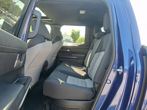 Used 2025 Toyota Tacoma TRD Off-Road w/ TRD Off Road Upgrade Package AWD/4WD image 10