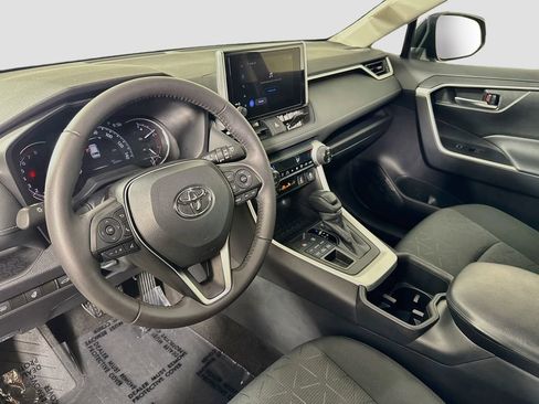 Used 2023 Toyota RAV4 XLE w/ Convenience Package AWD/4WD image 19