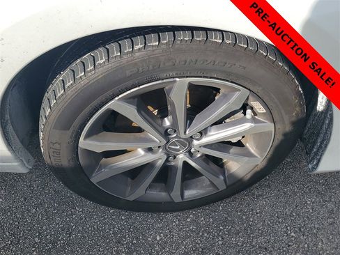 Certified 2024 Acura Integra image 9