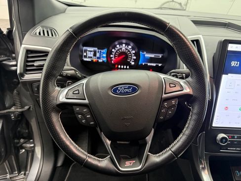 Used 2022 Ford Edge ST AWD/4WD image 21