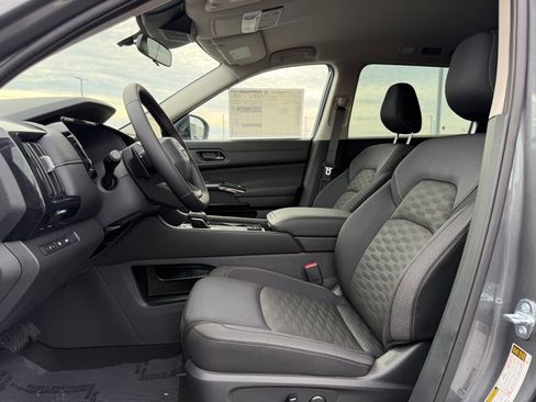 New 2026 Nissan Pathfinder SV image 14