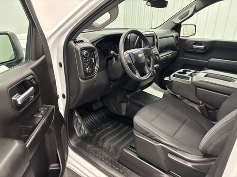 Used 2020 Chevrolet Silverado 1500 W/T w/ WT Value Package AWD/4WD image 9