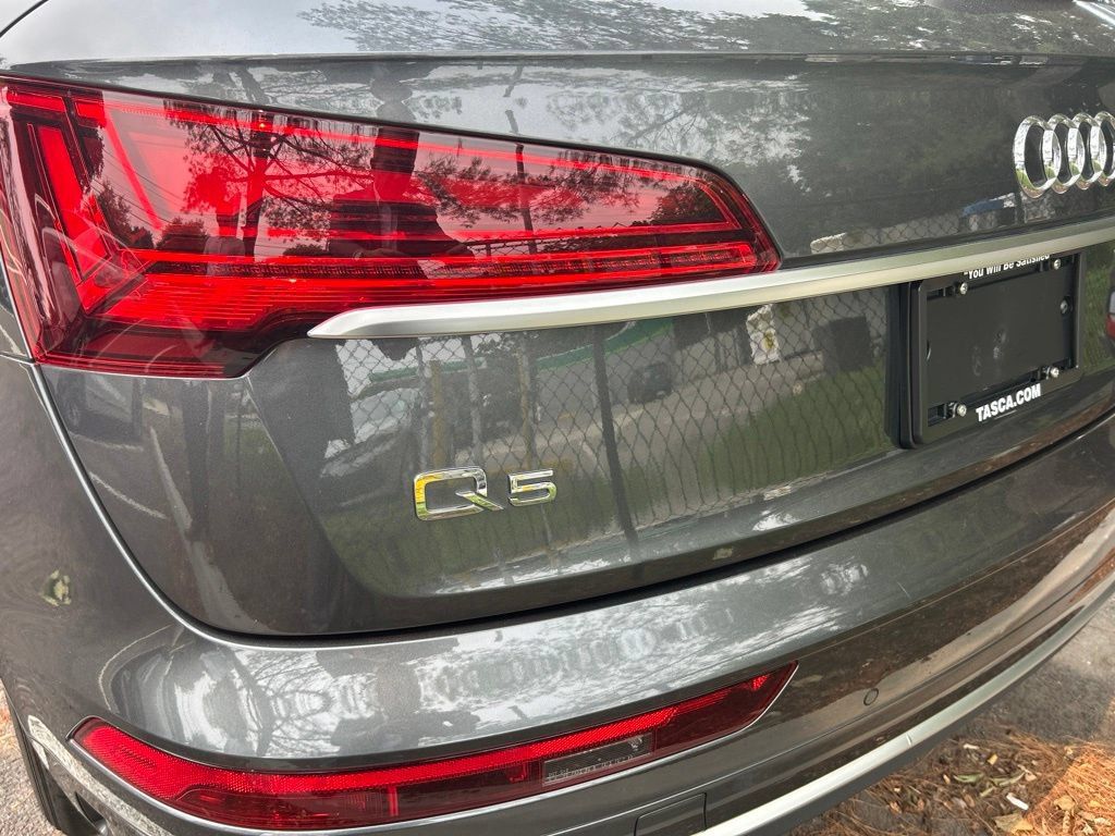 Used 2023 Audi Q5 2.0T Premium w/ Convenience Package AWD/4WD image 20