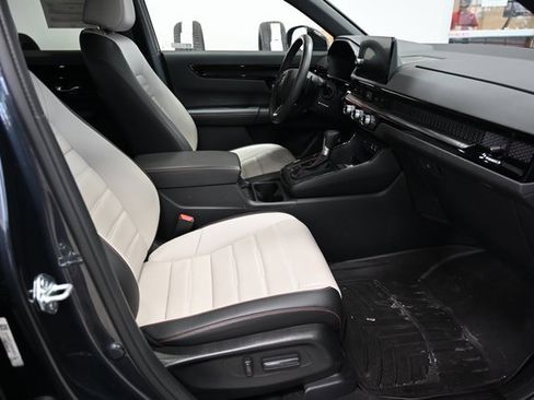 Used 2025 Honda CR-V Sport Touring image 11