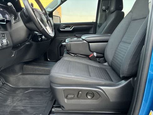 Used 2022 GMC Sierra 1500 Elevation w/ LPO, Elevation Black Package RWD image 18