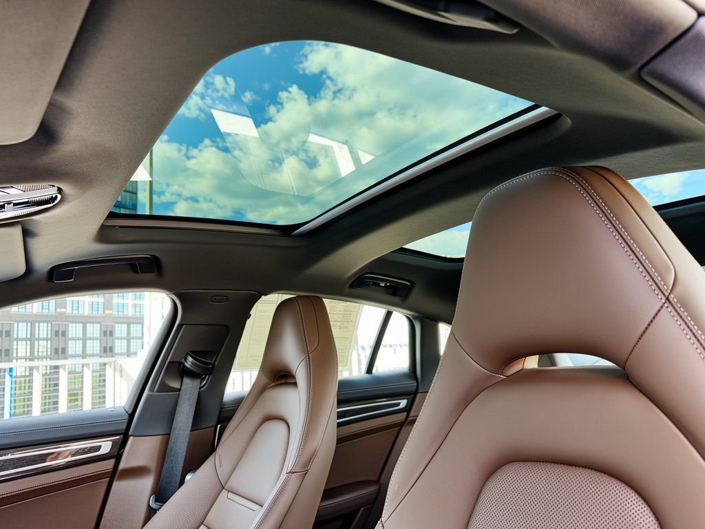 Certified 2023 Porsche Panamera 4S AWD/4WD image 27